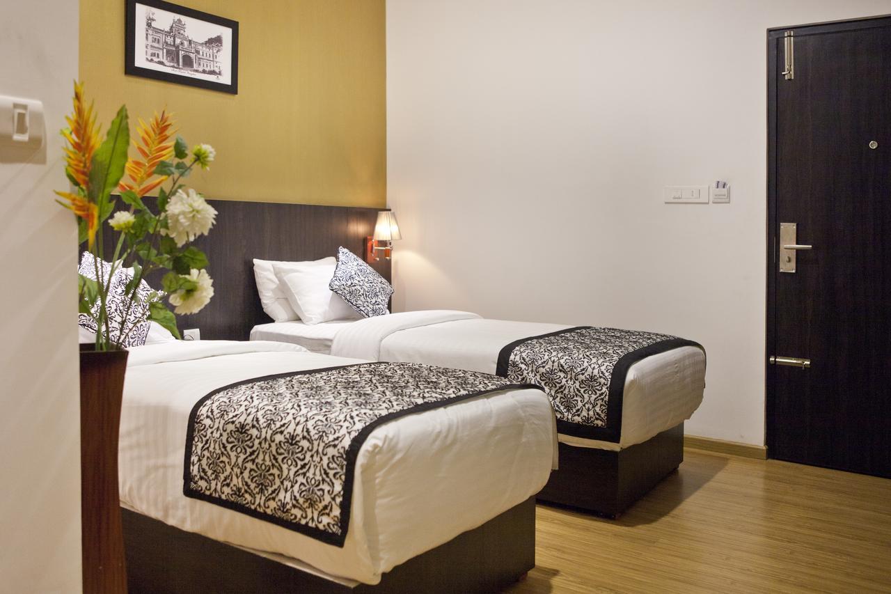 Comfy Luxury Hotel Bengalúr Exteriér fotografie