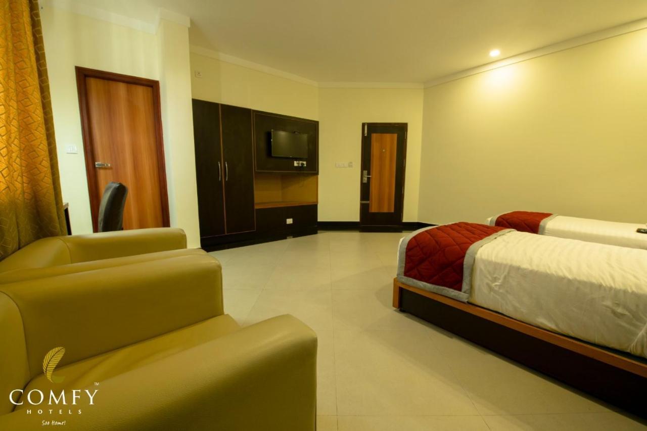 Comfy Luxury Hotel Bengalúr Exteriér fotografie